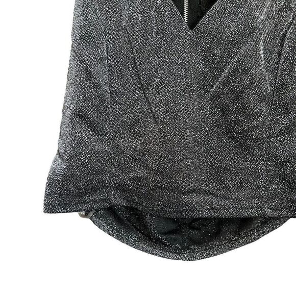 3 for $30! Olive tree glitter cropped tank - Picture 4 of 7